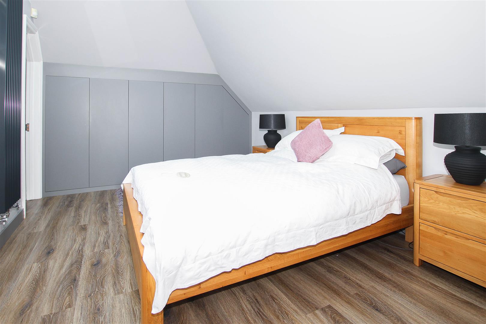 ** SIGNATURE HOME ** Blackmore Road, Blackmore, Ingatestone Keith Ashton